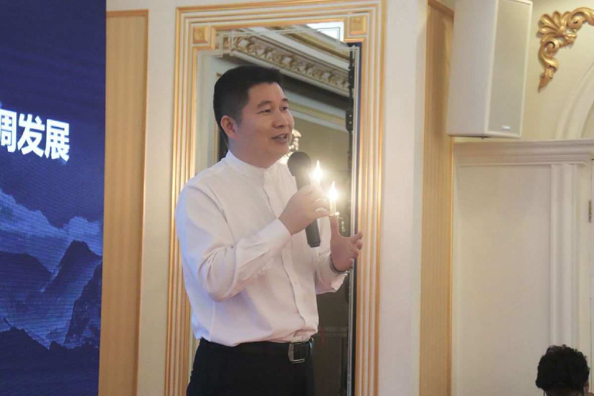 微信图片_20180713164532.jpg Ag集团