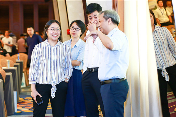 BM4A0135_wps图片.jpg Ag集团